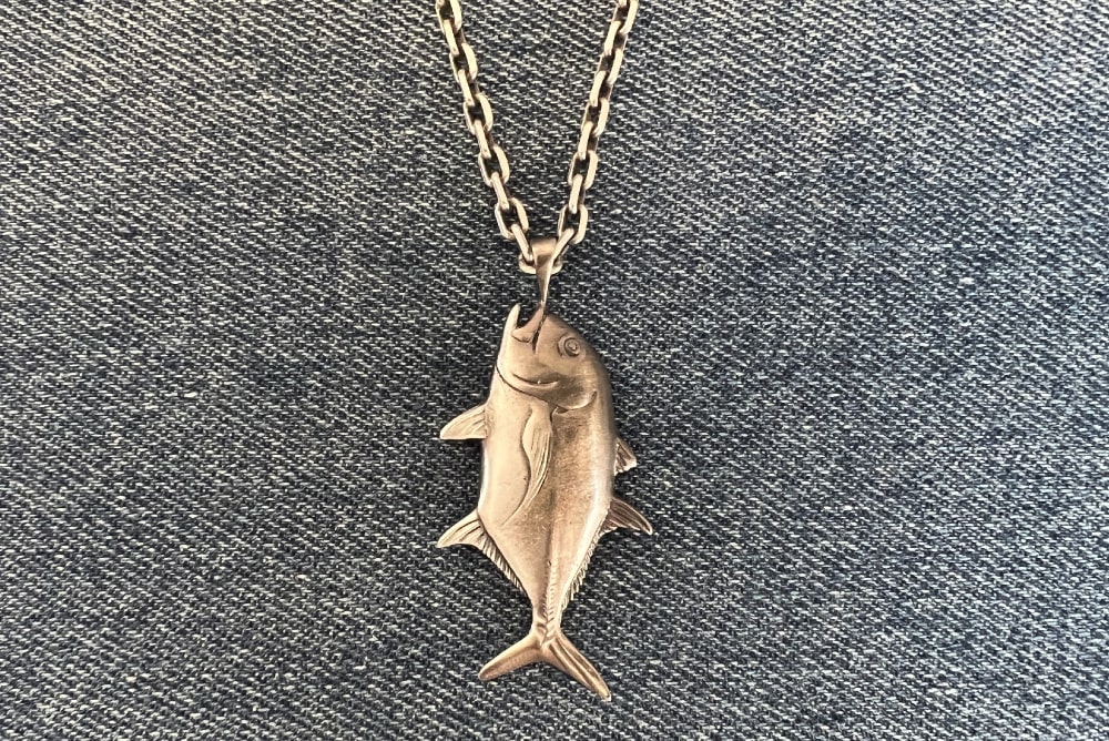 Eldorado ロウニンアジ（GT）3D シルバーネックレス | 釣り針