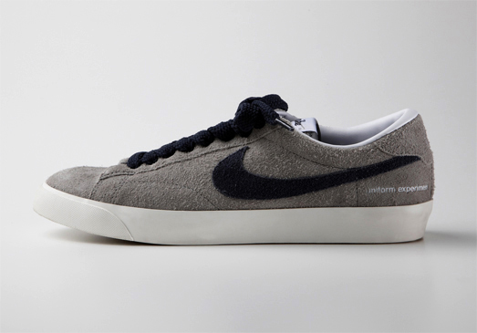 uniform experiment x NIKE: AIR ZOOM TENNIS CLASSIC