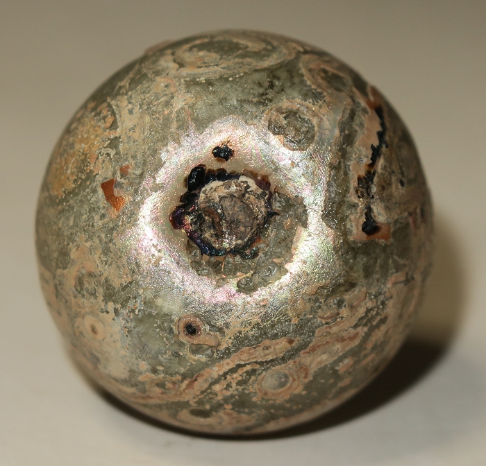 ローマングラスの涙壺—世界で一番哀しい美しさの雫を集めた硝子小瓶