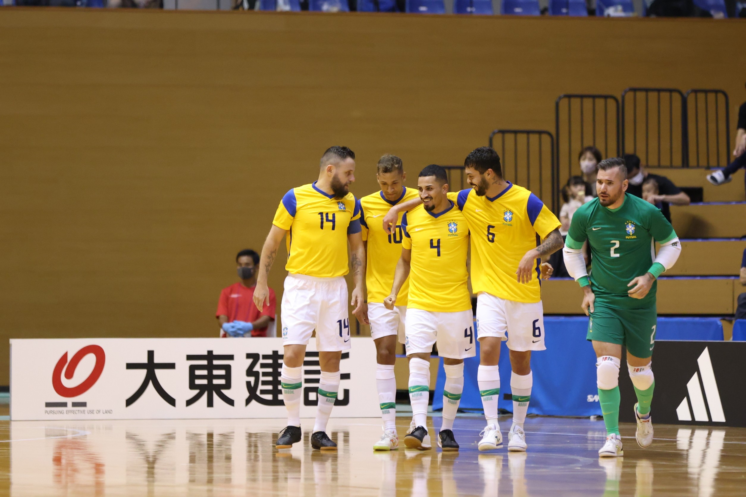 ブラジル第1戦レポート】王国に大量5失点。木暮ジャパン発足後、初黒星