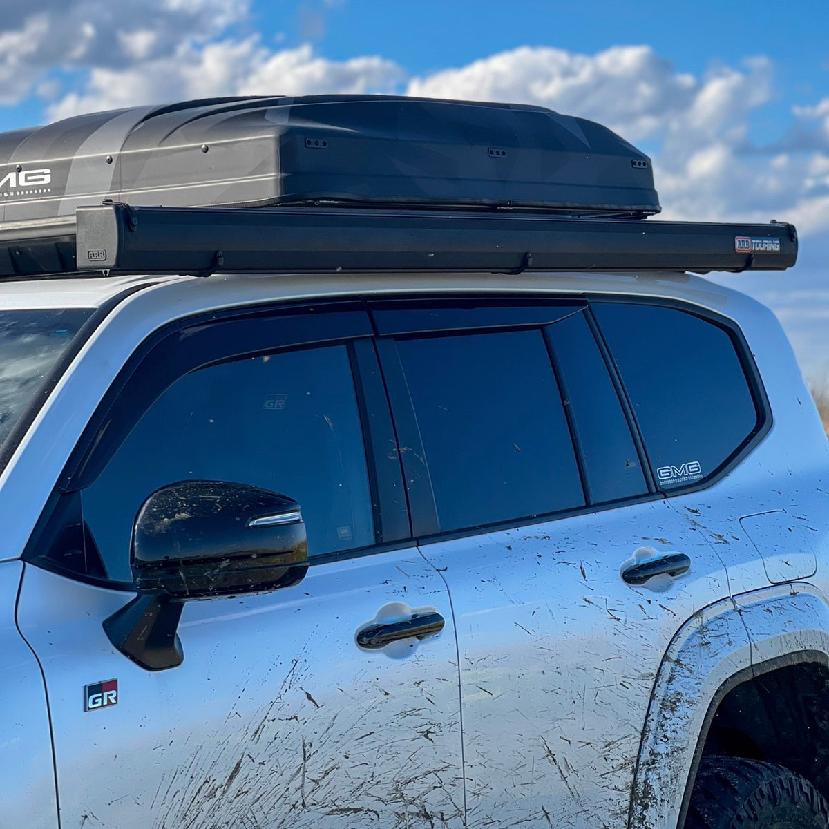 ARB】サイドオーニング(ブラックアルミケース)2.5m×2.5m – FUNG