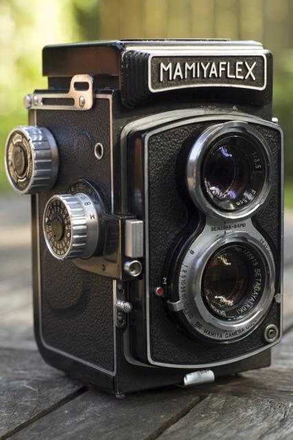 FPP Review: Mamiyaflex Automat BII - The Film Photography Project