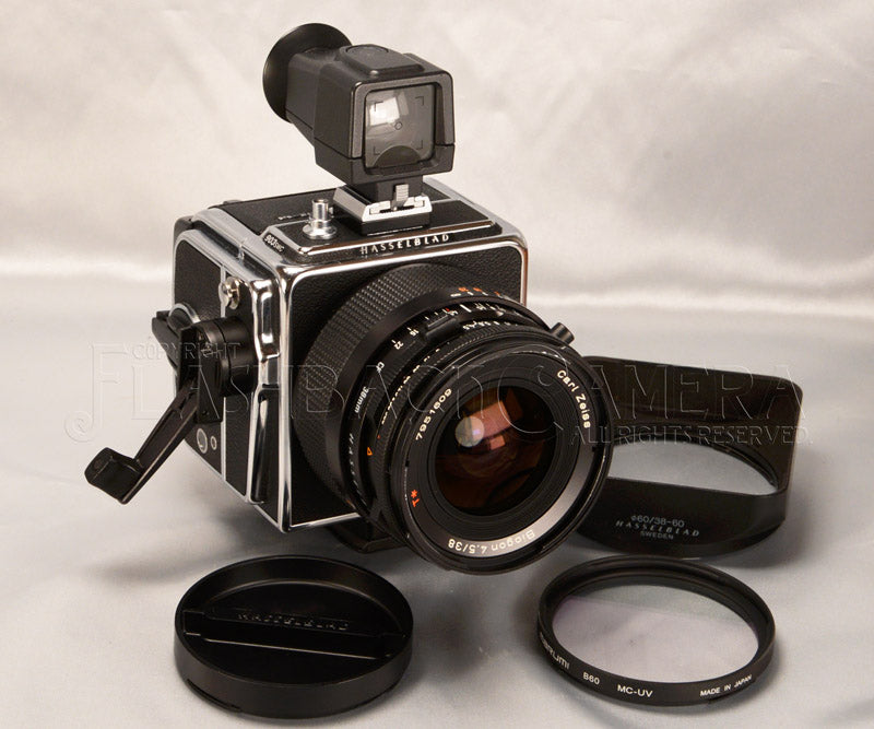 Hasselblad 903SWC Chrome + A12 Magazine – FLASHBACK CAMERA
