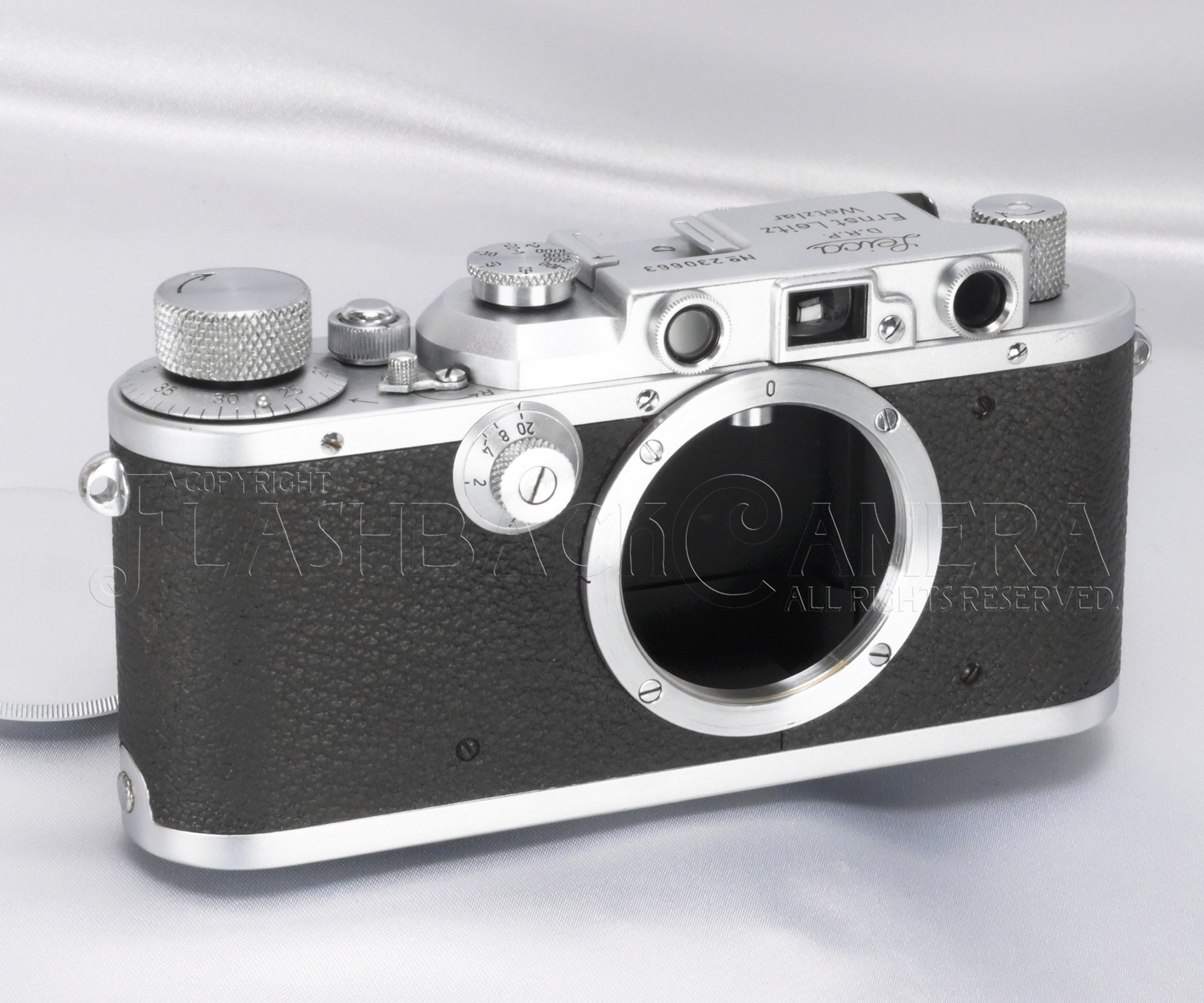 Leica IIIa – FLASHBACK CAMERA