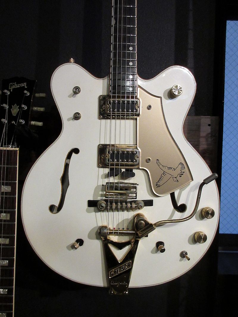 1973 Gretsch #7594 White Falcon - ヴィンテージギター買取り・販売の
