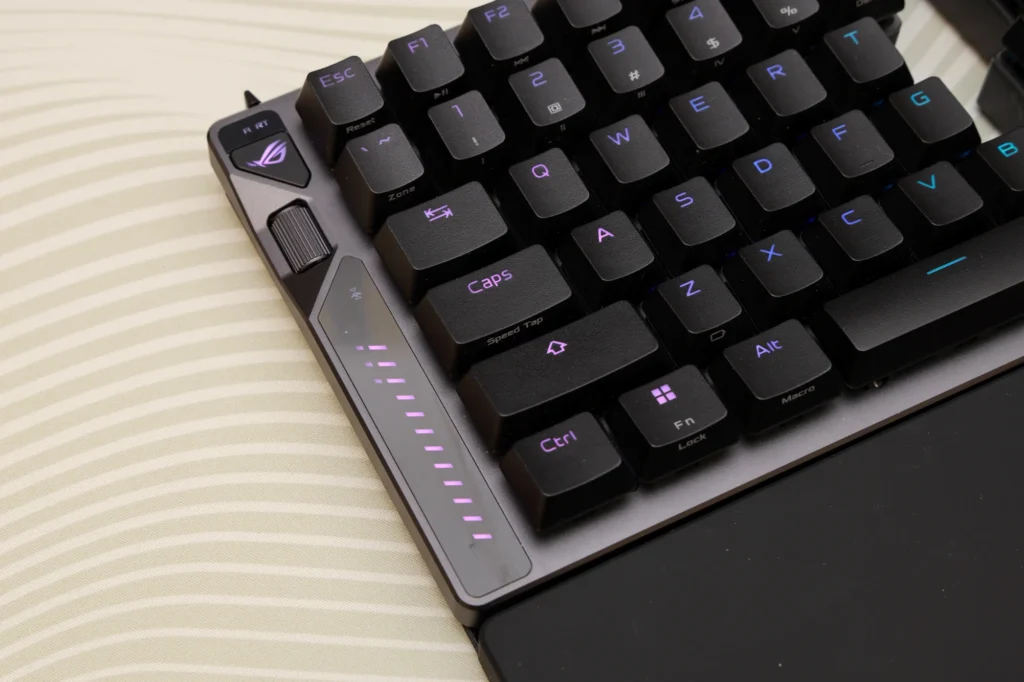 ROG Falcata Gaming Keyboardレビュー！ 磁気スイッチ搭載の高性能分割