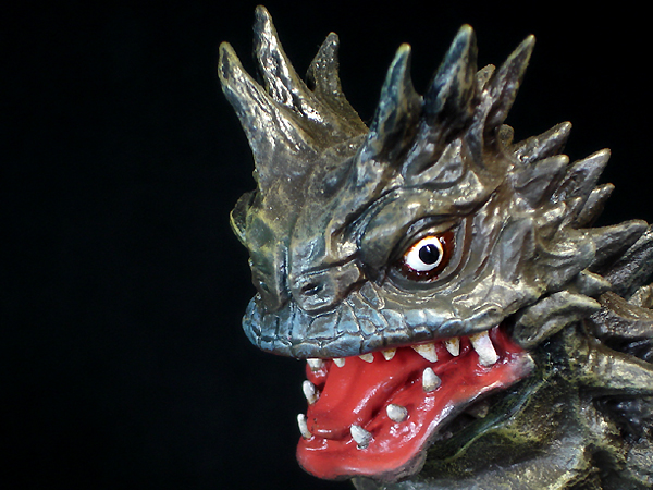 ビリケン商会】 宇宙怪獣ベムラー ジオラマ完成品 竜ヶ森湖