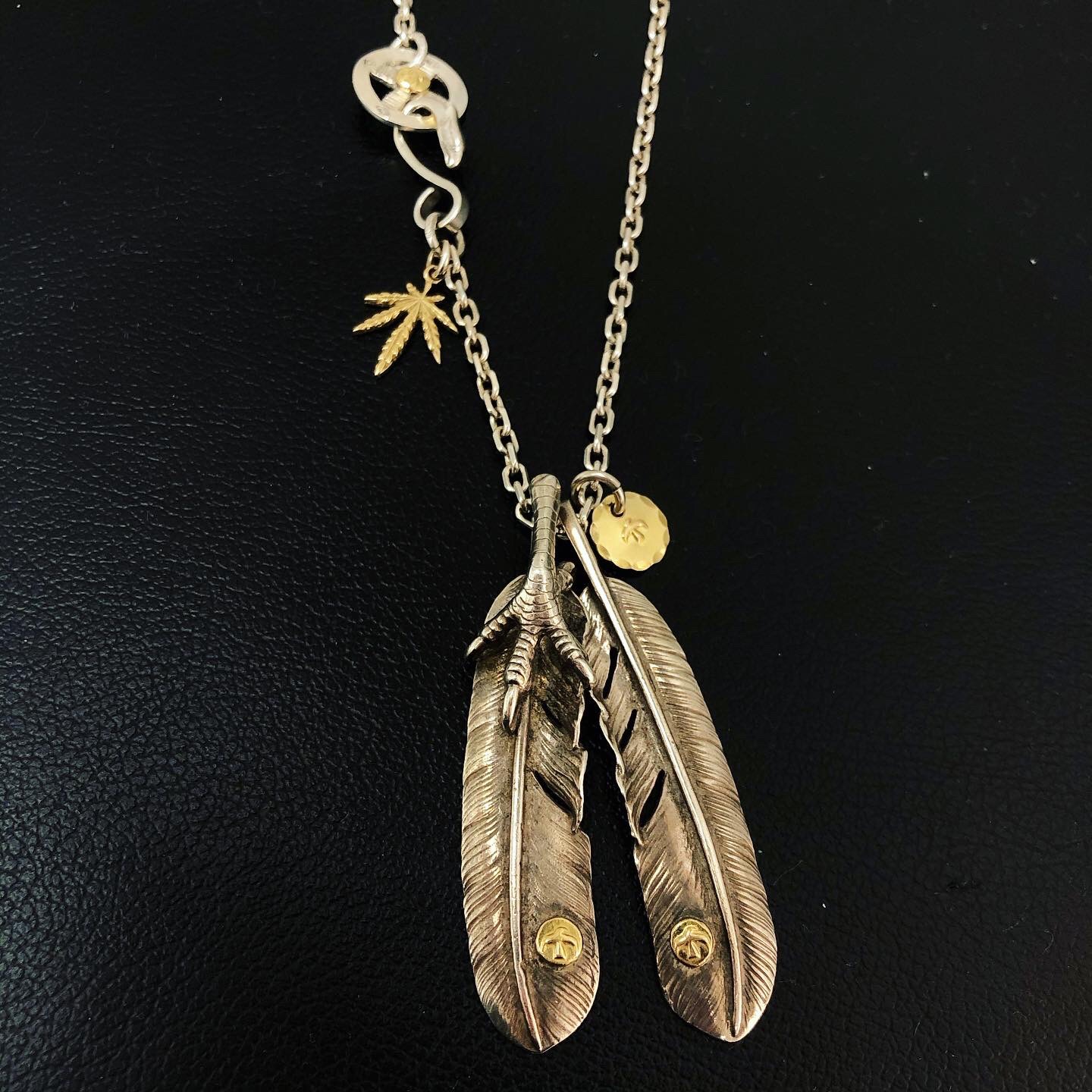 0421【オールド銀爪特大フェザー】(渋谷店)