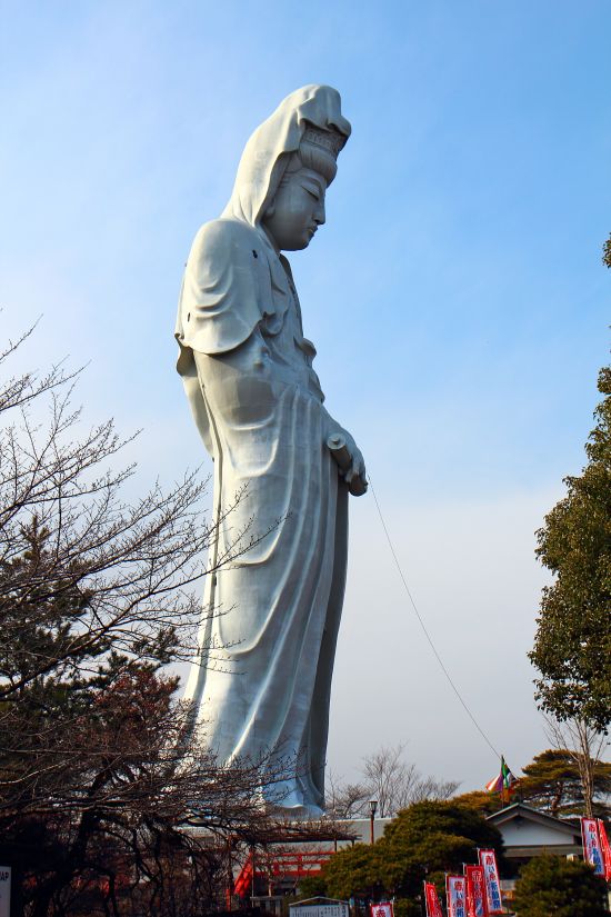 高崎白衣大観音 ～日本～ 泉美 咲月の死ぬまでに拝みたい世界の巨大神