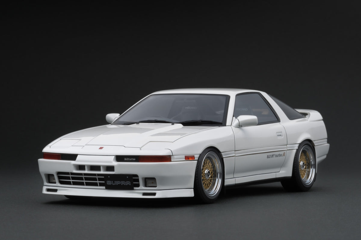 IG1737 Toyota Supra 3.0GT turbo A (MA70) Pearl White – ignition model