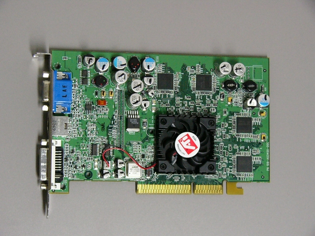 News：ようやく登場「RADEON 9600 PRO」「GeForce FX 5600