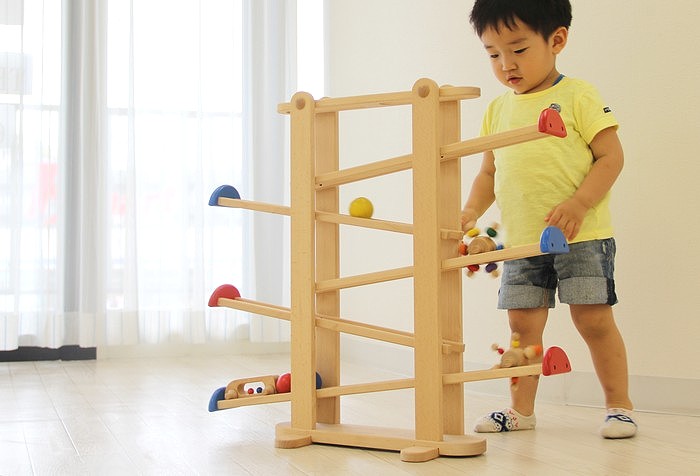 プレイミー プレジャーガーデン | 動きを楽しむ | 木のおもちゃ