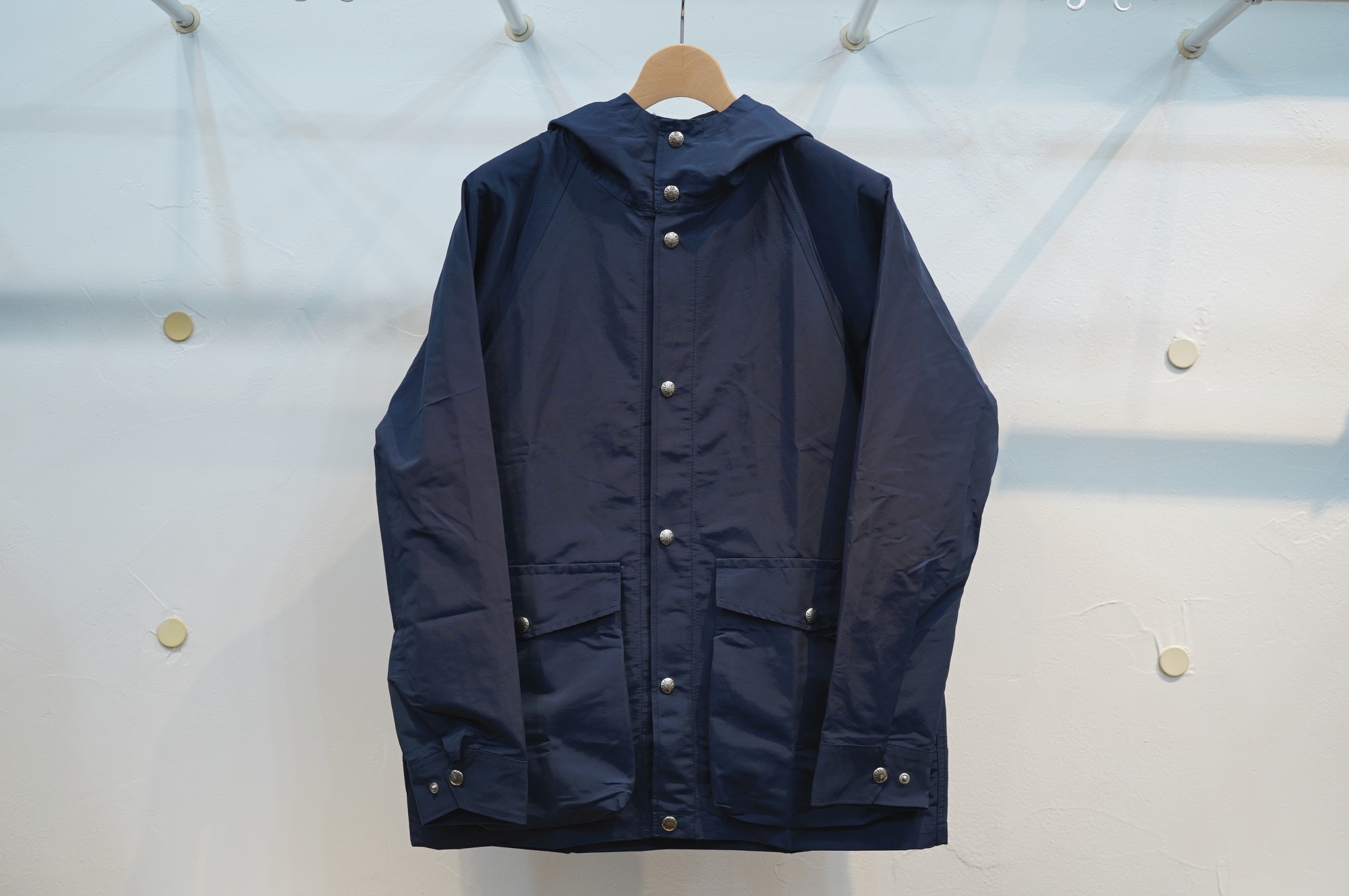 Workers（ワーカーズ）さんのお久しぶり！なマウンテンシャツパーカー