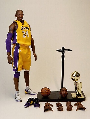 エンターベイNBAシリーズにブラックマンバことコービーがカムバック