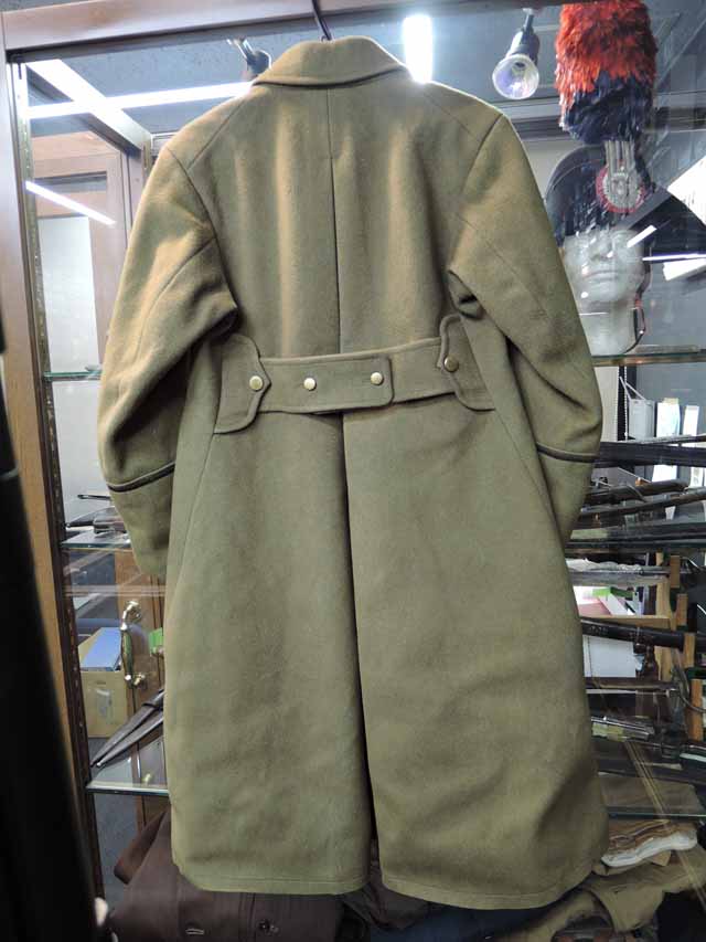 夜桜見物の防寒用に如何？日本陸軍将校用外套 | Chicago Blog