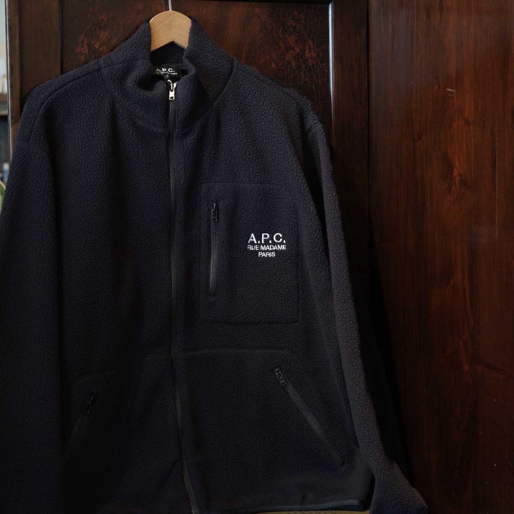 大活躍すること間違い無し。A.P.Cのフリースブルゾン | 1989 Men's Blog