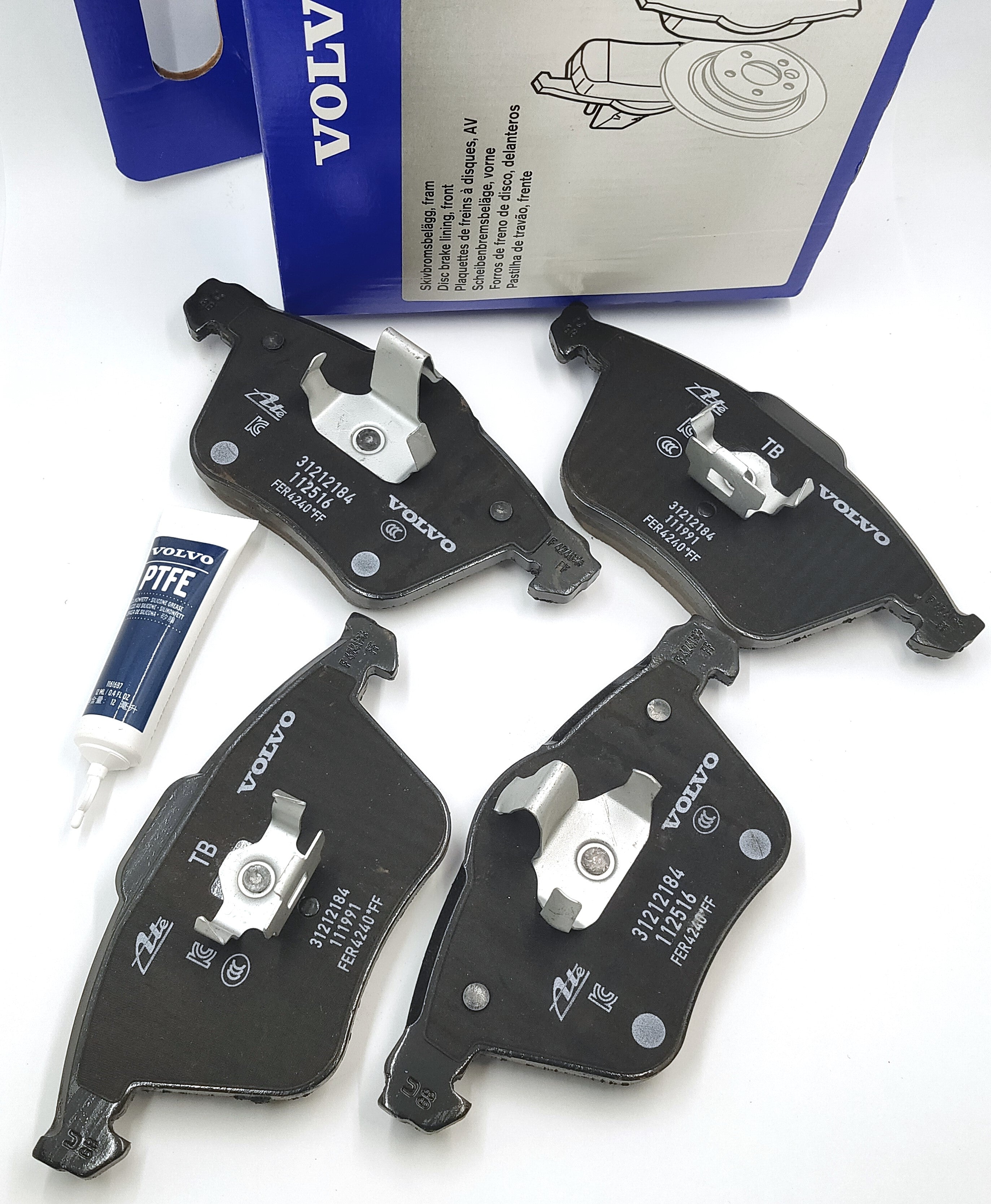 VOLVO C30 C70 S40 V40 V40CC V50 フロント側ブレーキパッド左右セット