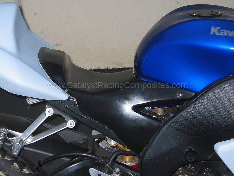 CATALYST KAWASAKI ZX10 04-05' DRAG STEP SEAT – iOneMoto