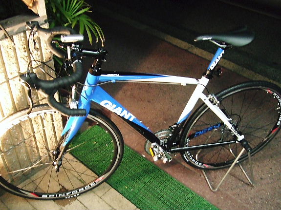 ロードバイク GIANT DEFY | QUEST-PRESS