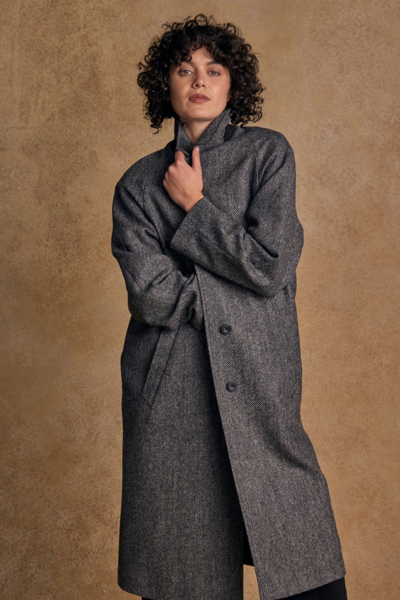 Shauna tweed Coat - Grey Herringbone: Timeless Irish Elegance