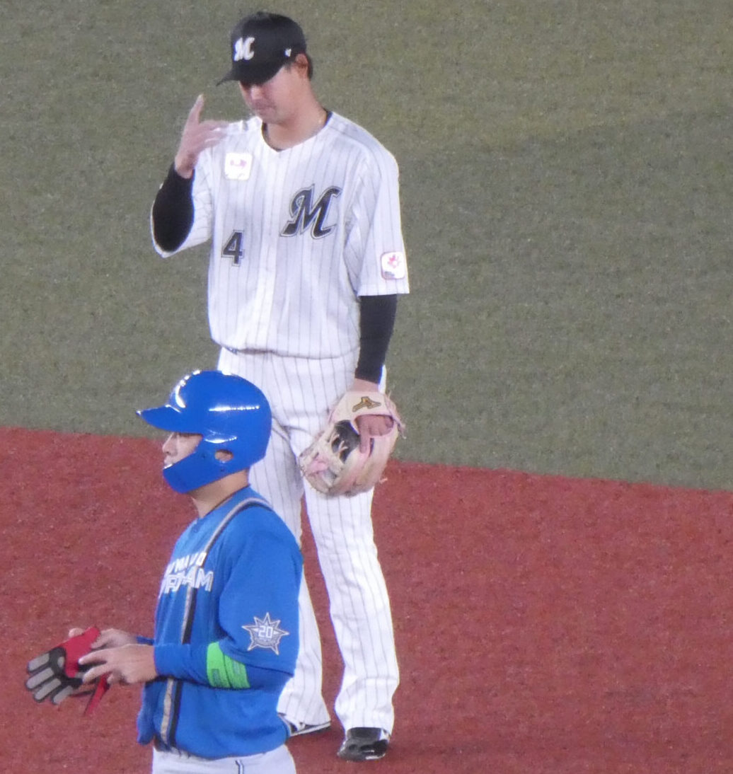 千葉ロッテマリーンズ #4 藤岡 裕大（ふじおか ゆうだい）の使用ギア