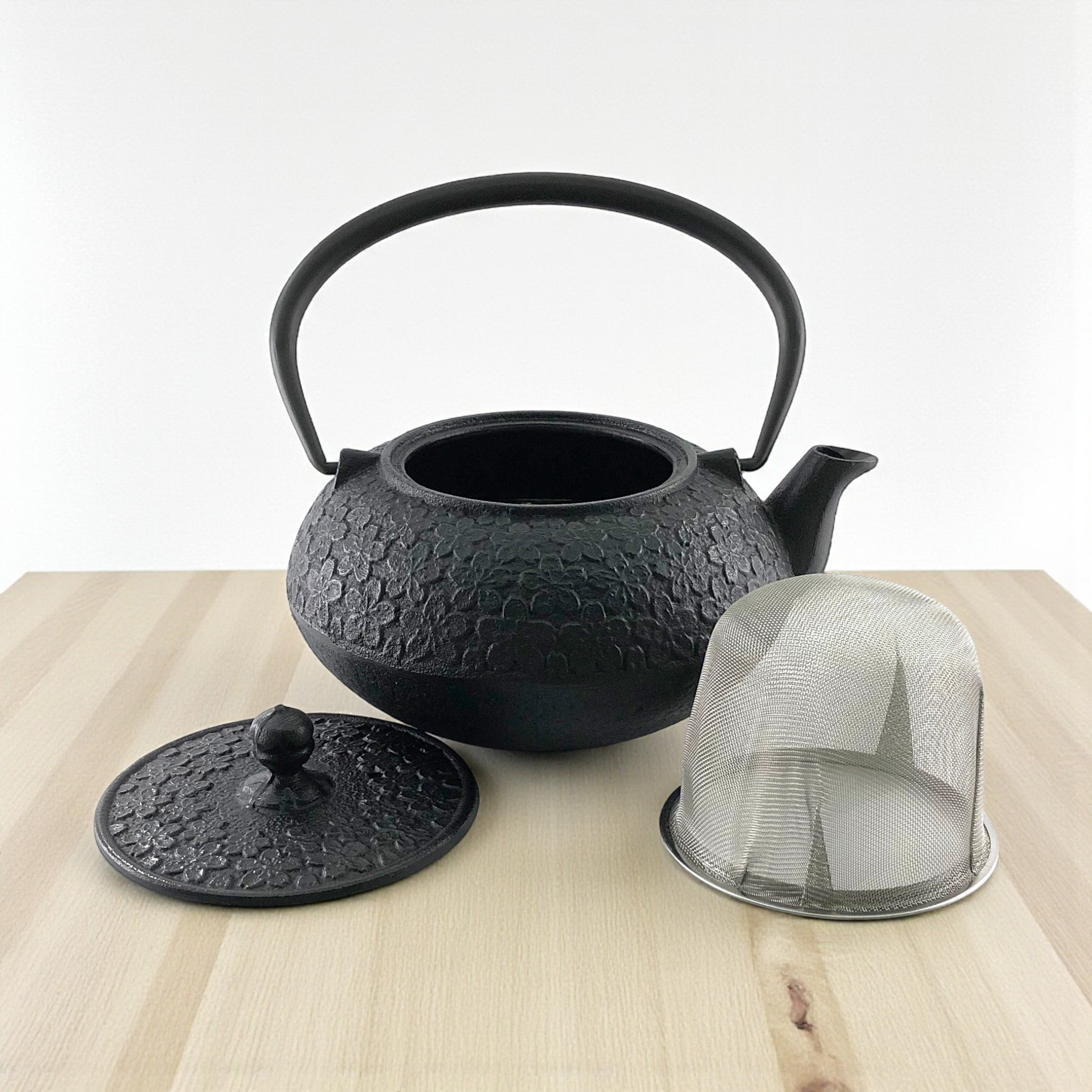 南部鉄器 急須 | さくら | 0.6L 黒 | ロジアソシエイツ