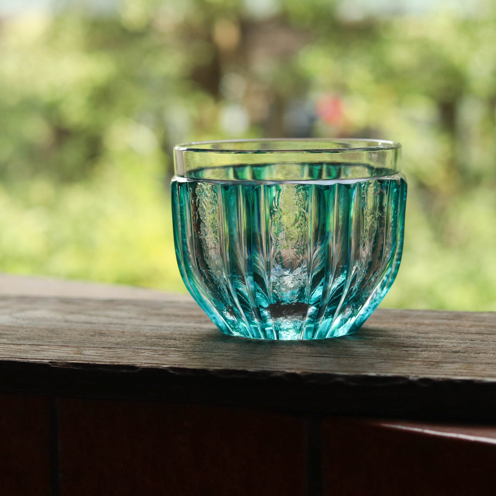 薩摩切子 にかわ猪口 | 緑 | 薩摩びーどろ工芸