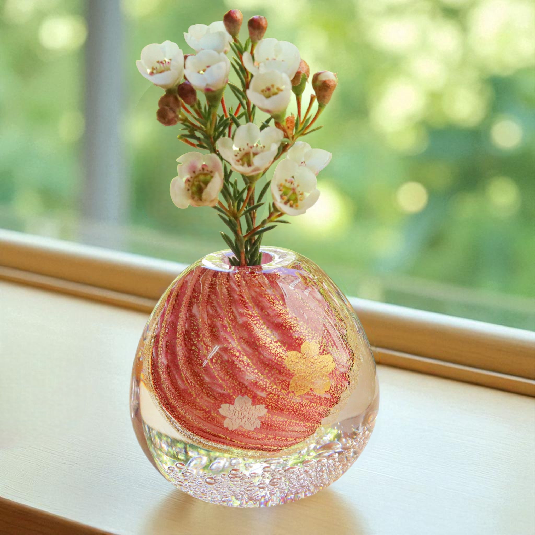 綾ガラス 一輪挿し | 月影の桜 | 金赤 | グラスアート黒木