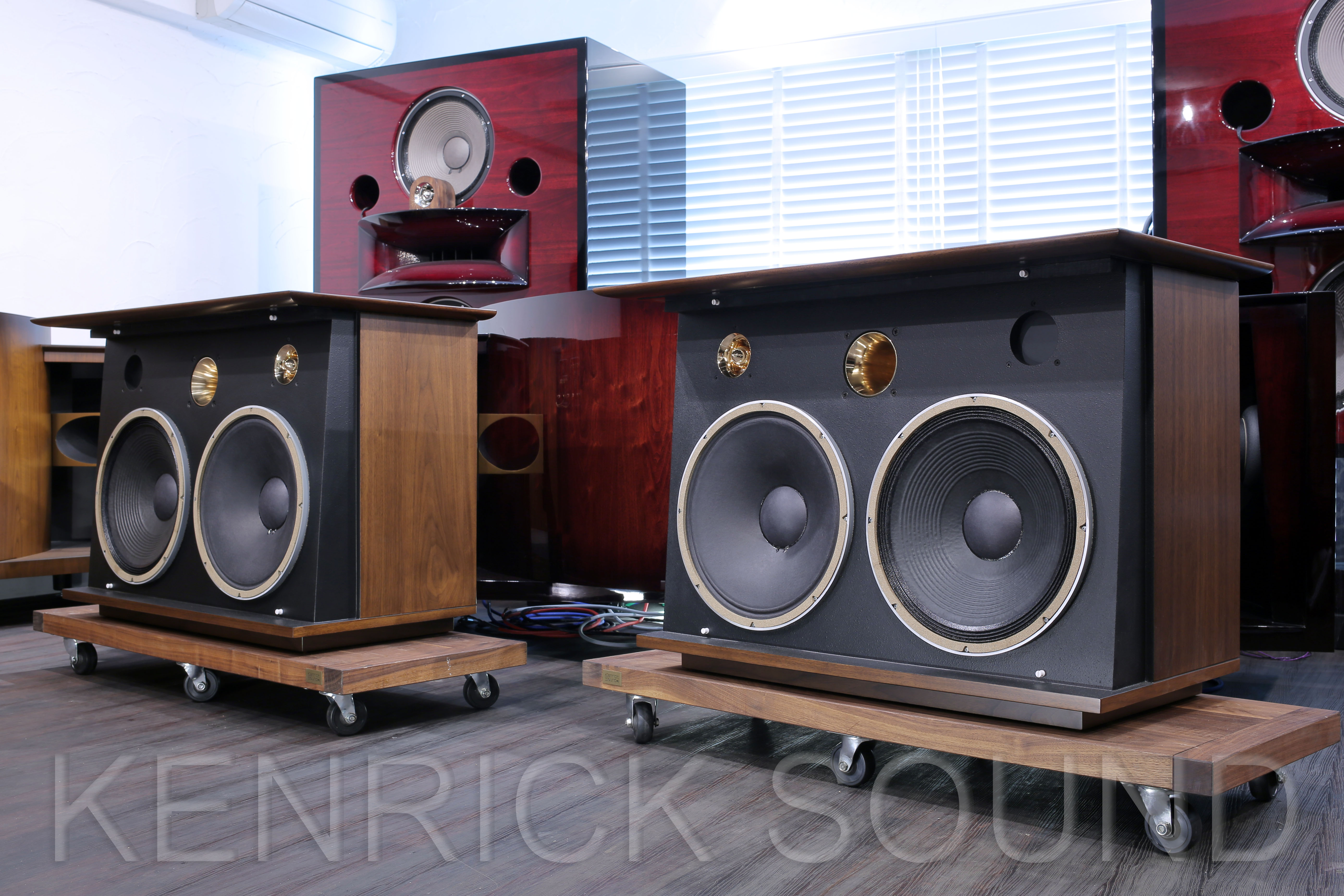 ムッチーJBL スピーカーシステム 特別仕様 オリンパス R 右 JBL