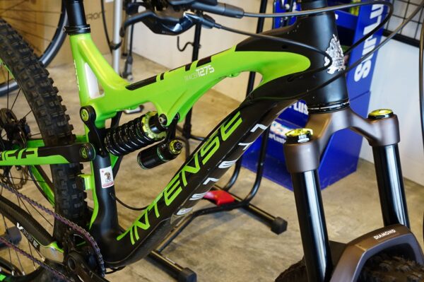 熊谷本店 最新店舗情報】INTENSE 「インテンス」 TRACER T275C DVO