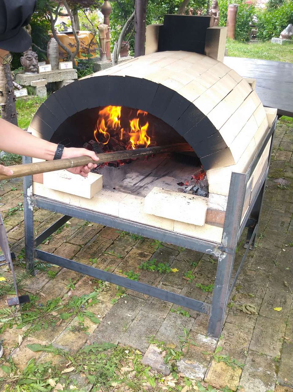 本格ピザ窯 – 津軽金山焼