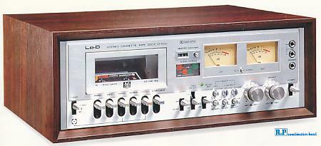 テープデッキのコーナー7