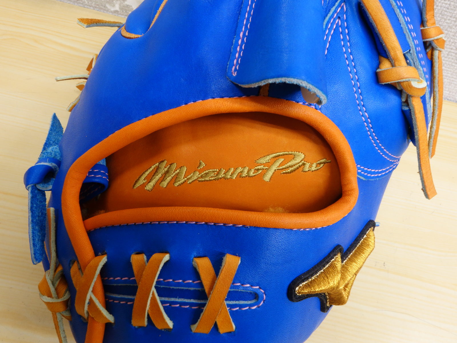 和田 様 軟式用 ミズノプロ オーダーグラブ 投手用（投手AXIモデル