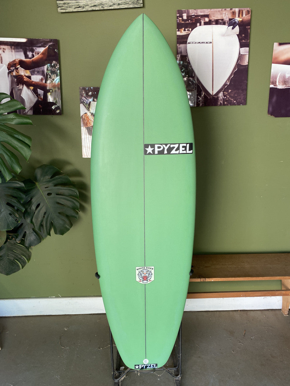 130068186367a5.jpg?crop=center