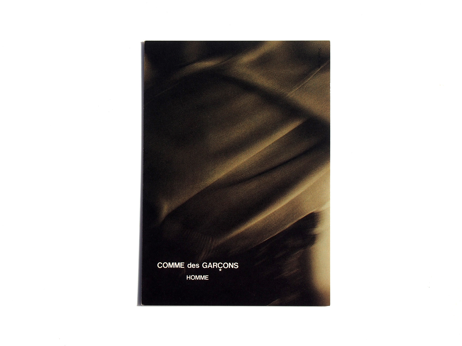 COMME des GARÇONS DM 20 SET | PAGE SPREAD