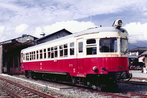 岩手開発鉄道 キハ301 | 鉄道ホビダス