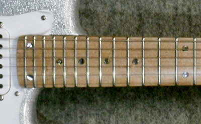 DGストラトキャスタータイプ