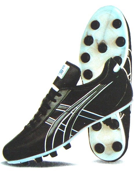 アシックス インジェクター770 | 大人が懐かしむ昭和のサッカースパイク