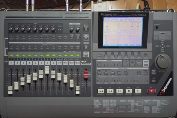 RolandのDAW「VS-1680」のHDD故障【自己流修理】 | みっきーの きまま