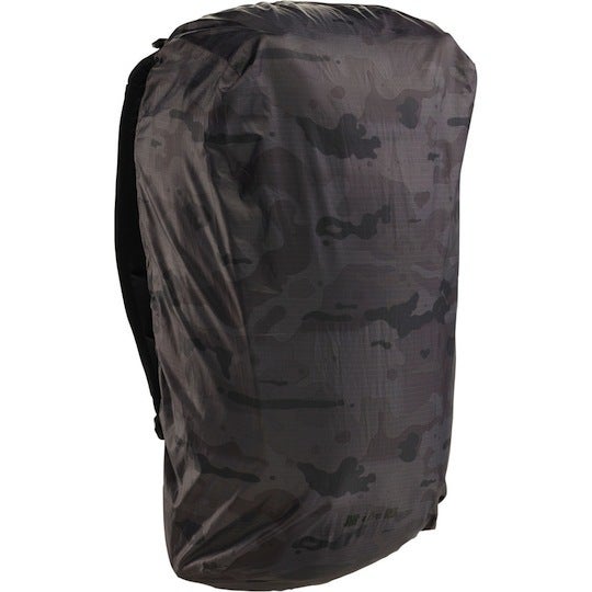 UNDEFEATED x Alpha x Burton コラボ ウェアー アーミースタイル