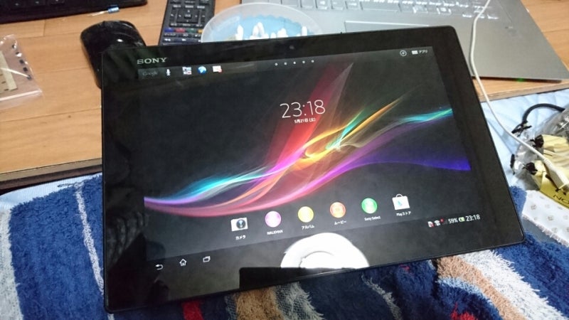 片側スピーカー不良のジャンクXperia Tablet Z(SO-03E)を開腹して修理