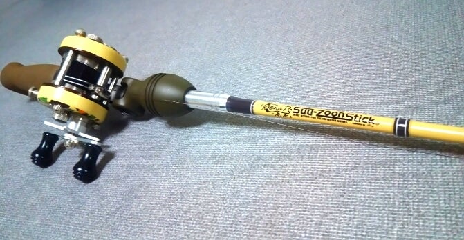 FROG GUN-DEENI SPIDER STICK ！ | トップウォーター ～水の中の天井～