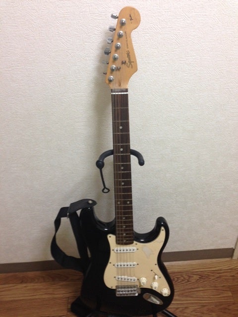 ジャンクギター入庫 Squier STRATOCASTER | JOE's JOKE