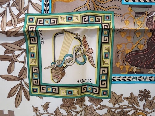 HERMES ヴィンテージ エルメス スカーフ 1996年 Musique Des Dieux
