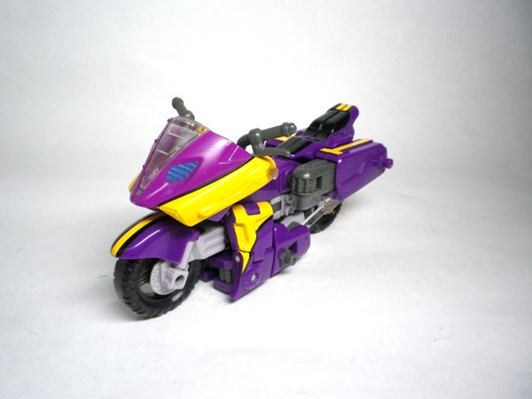 ザ・オペレイティブ | モロコシボックス