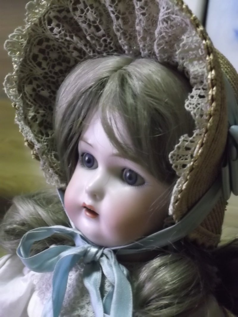 水彩画でビスクドールを描く（ブルーリボン） | 大阪 泉州発！水彩画