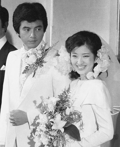 山口百恵と三浦友和の結婚式 | スタ☆ーの結婚式～