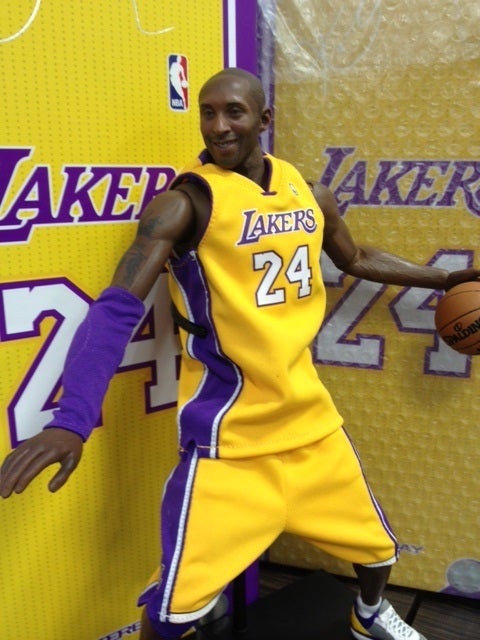 新品未使用 エンターベイ 1/6 コービー・ブライアント エンターベイ