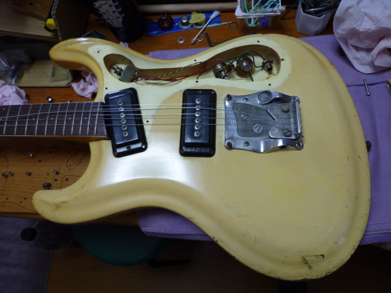 MOSRITE FIRSTMAN Avenger オーバーホール | ギター屋ジョニーのブログ