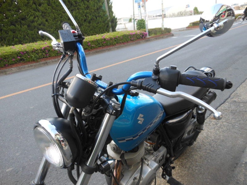 グラストラッカー カスタム SR400 17インチ RK エキセル